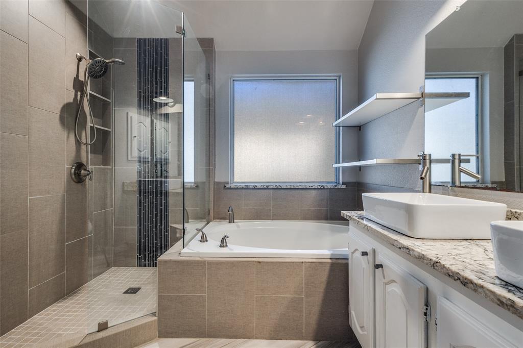 Lake Forest Garden Home Ph 1 - Residential