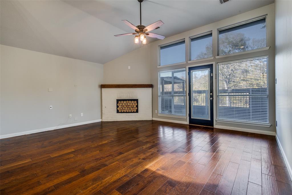 Lake Forest Garden Home Ph 1 - Residential