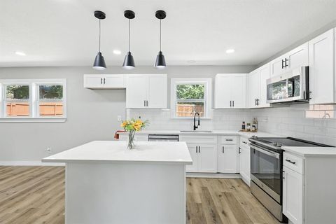 4955 Odessa Avenue Fort Worth TX 76133