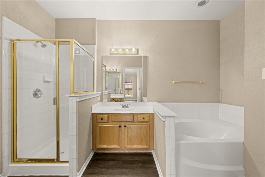 Lynn Creek Village Add - Residential