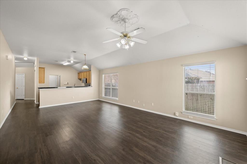 Lynn Creek Village Add - Residential