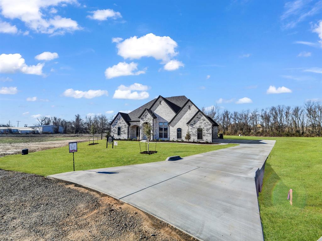 213 Desperado Court