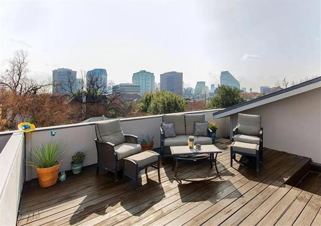 3930 Bowser Avenue 10