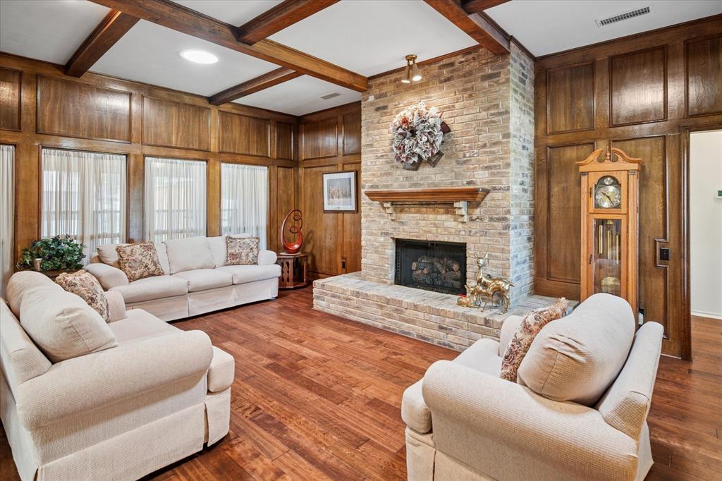 4009 Weyburn Place