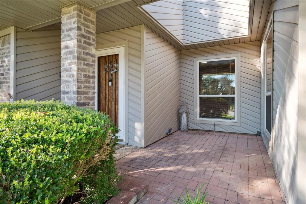 4009 Weyburn Place
