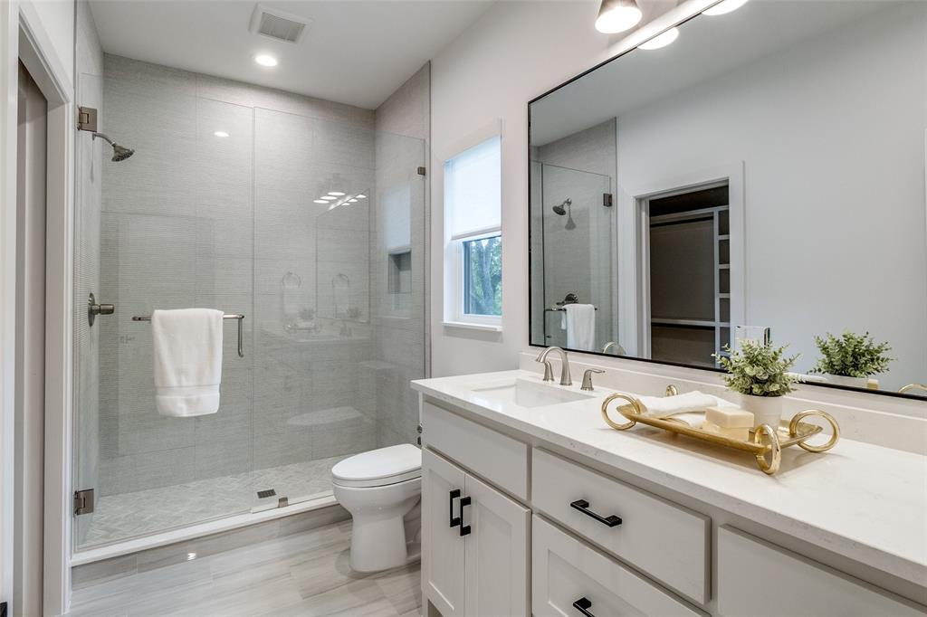 Casa Linda Estates - Residential