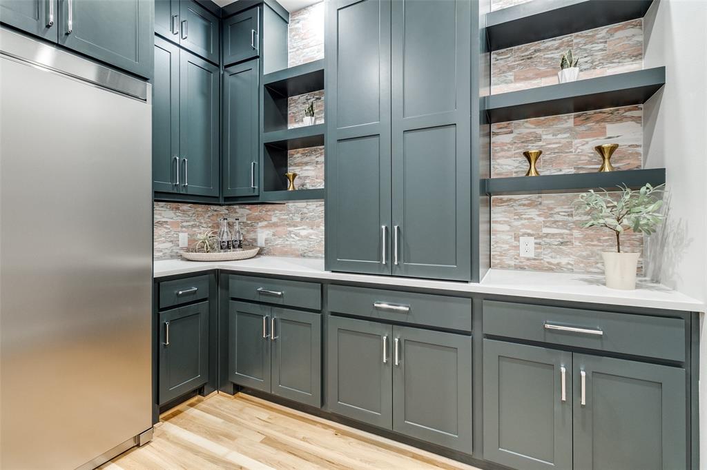 Casa Linda Estates - Residential