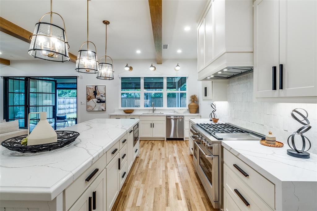 Casa Linda Estates - Residential