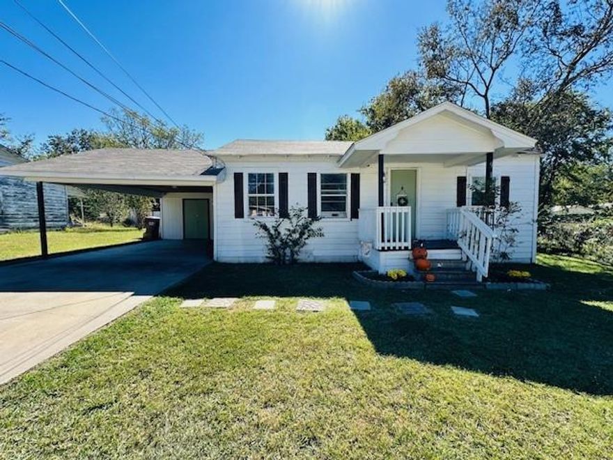 Looking for a cozy and budget-friendly home in Bonham, Texas? This 2-bedroom, 1-bath home features tile flooring in the kitchen and laminate throughout the rest of the house. A ceiling fan adds comfort to one of the bedrooms, while window AC units and gas wall heaters provide heat and air for the home. The kitchen includes a gas stove (with an electric outlet option), and the refrigerator, washer, and dryer will remain with the home. A brand-new roof was installed in 2024, and the water heater was replaced in July 2022. The backyard includes a partially fenced area, perfect for pets. Plus, a Simply Safe home security camera and tower will be left for added peace of mind. Schedule a showing today to see the potential this home has to offer! SELLER IS WILLING TO PUT A MINI SPLIT IN THE HOUSE BEFORE CLOSING WITH A GOOD OFFER! THE EXTERIOR IS CURRENTLY UNDERGOING SOME UPDATING TO THE PAINTING. 
Public Driving Directions: