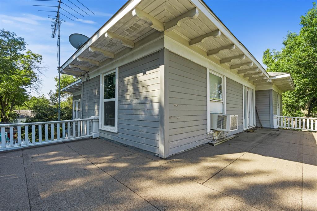 J Hanley - Residential