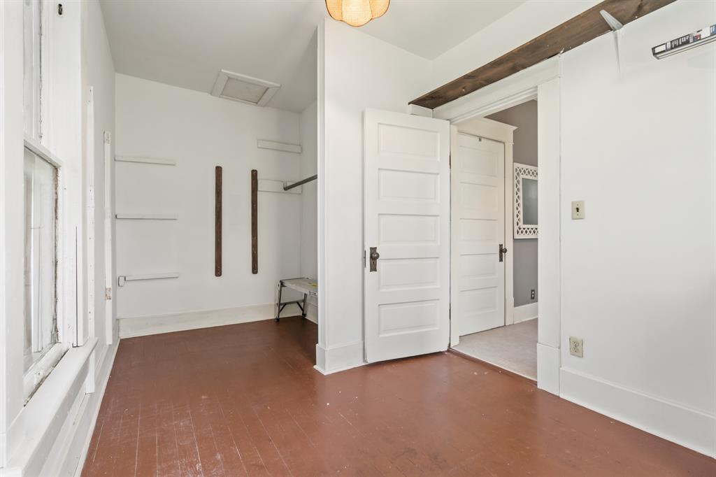 J Hanley - Residential