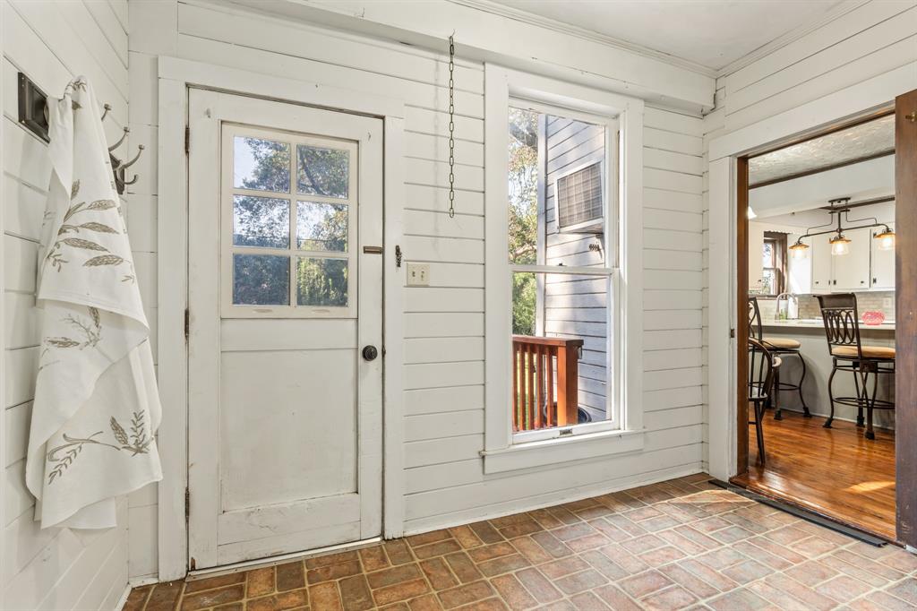 J Hanley - Residential