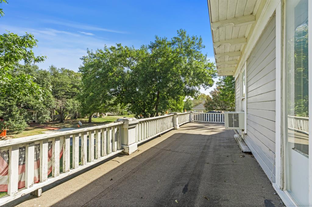 J Hanley - Residential