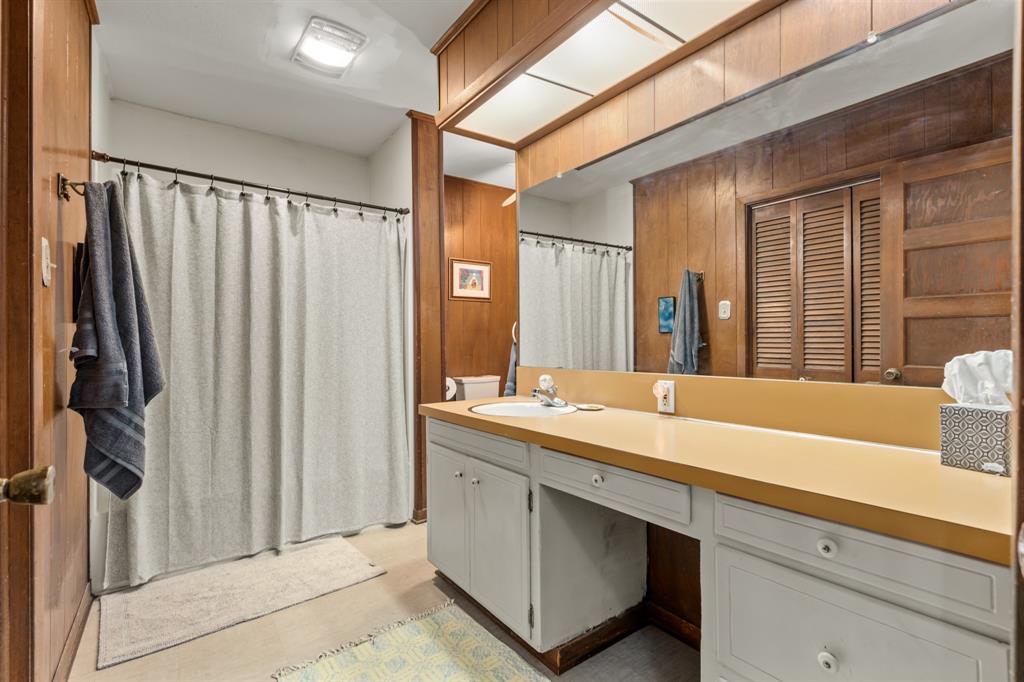 J Hanley - Residential