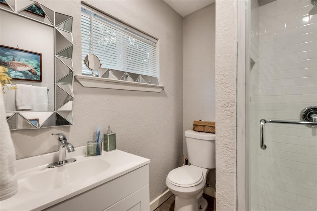 Dallas Land & Loan 02 - Residential