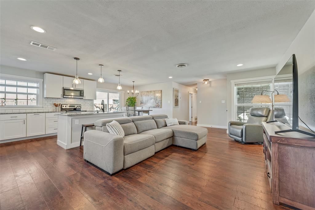 Photo of 181 Pine Drive, Lewisville, TX 75057 (MLS # 21166752)