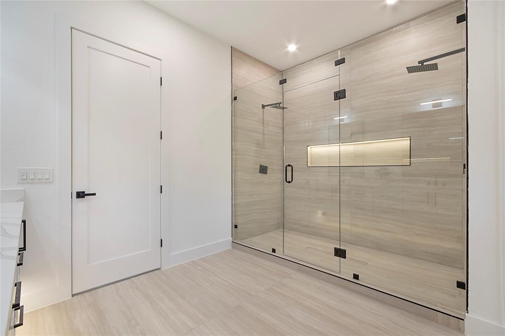 MRS ALLIE HUFFMANS REPLAT - Residential