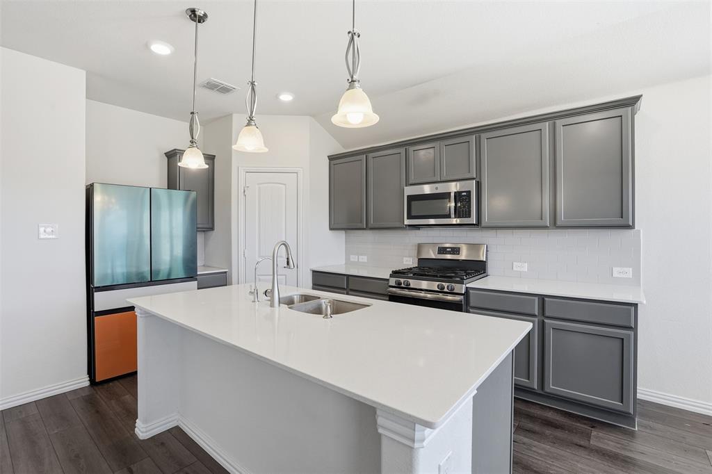 Southwind Mdws Ph 1 - Residential Lease