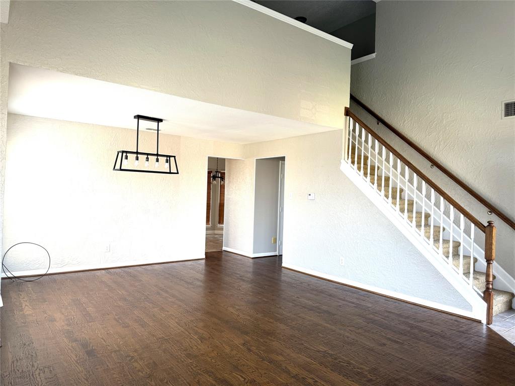 8212 Tavaros Drive