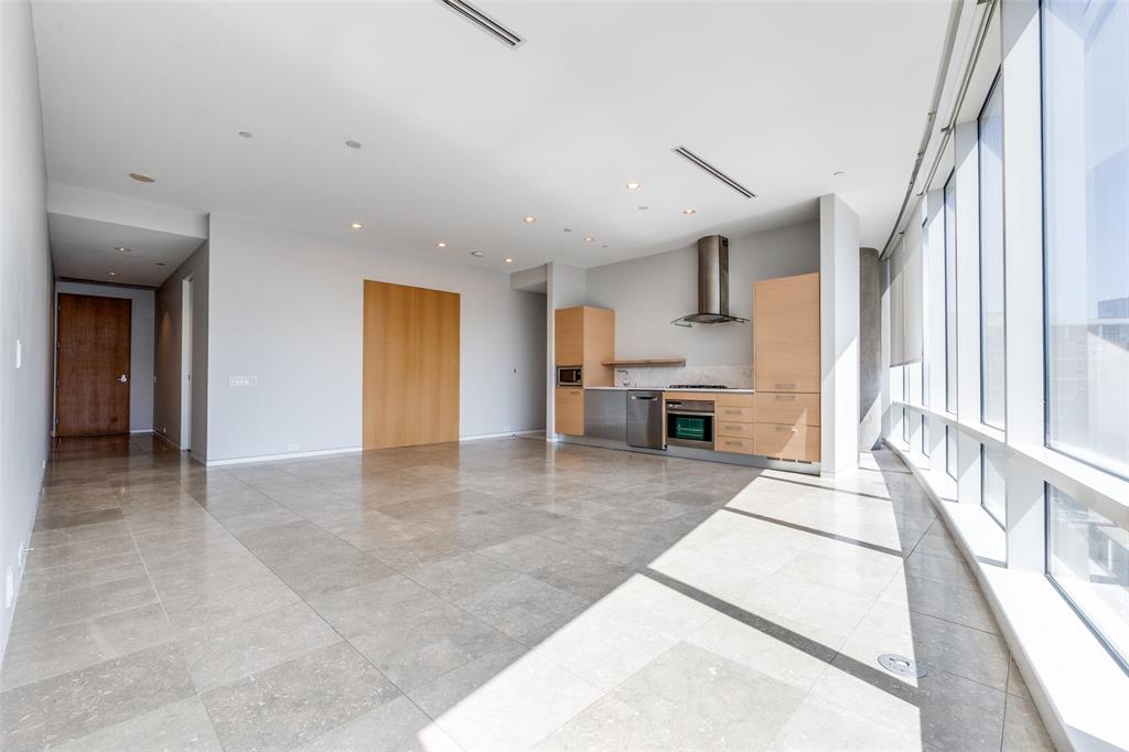 W Residences - Residential Lease