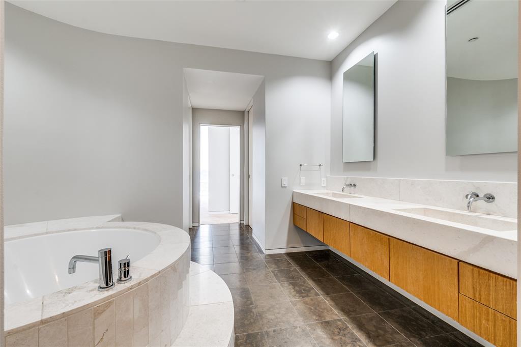 W Residences - Residential Lease