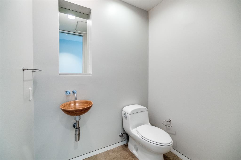 W Residences - Residential Lease