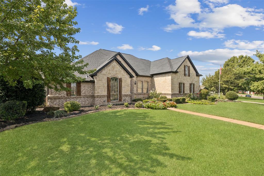 601 Birchwood Lane