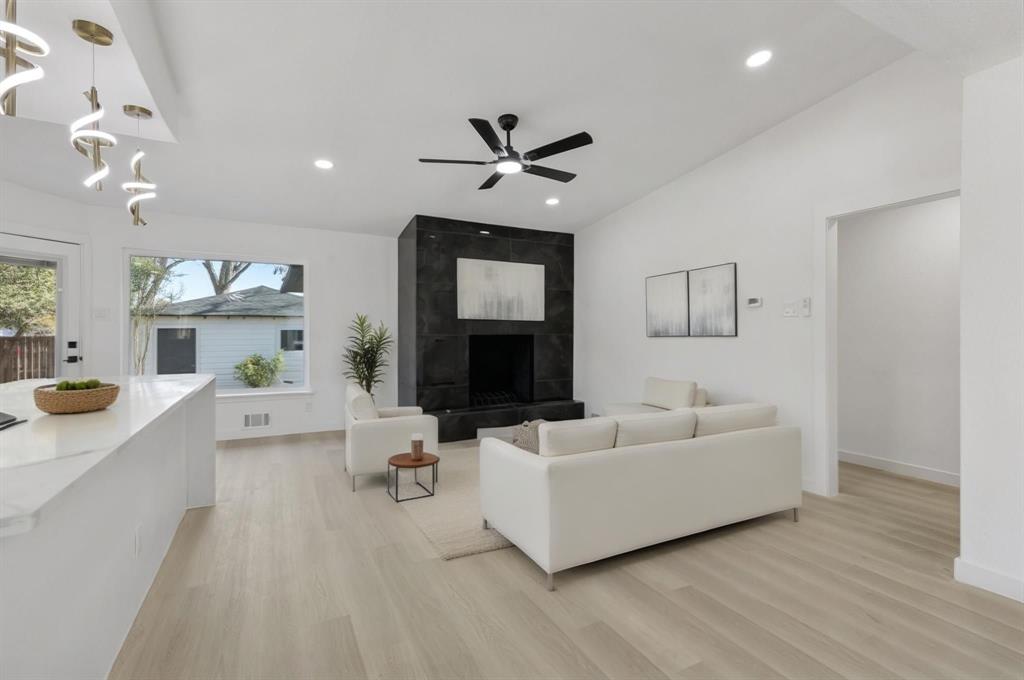 6858 Freemont Street