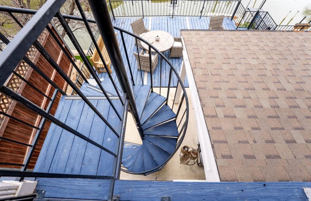 SHOREWOOD ESTATES - Residential