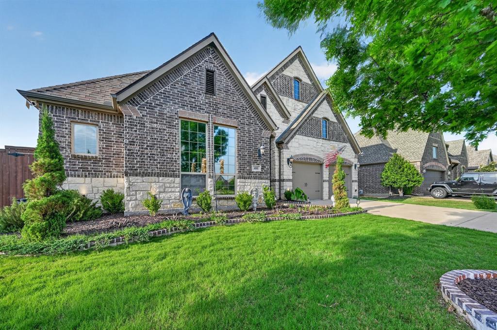 400 Trailside Drive