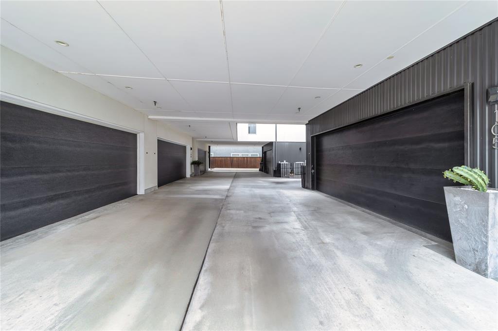 2001 N Prairie Condos - Residential