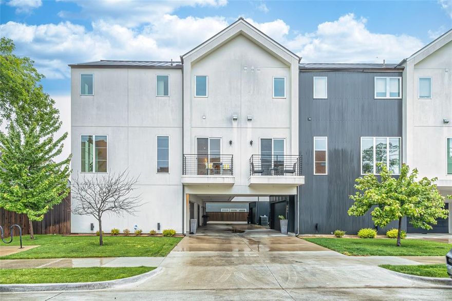 Contemporary tri-level townhome built in 2019, combining modern design with smart home convenience. This spacious home features an open-concept layout with soaring vaulted ceilings, 2 bedrooms, and 2.5 bathrooms. A private two-car garage leads to a striking entryway, highlighted by elegant white oak stairs that guide you into the bright and inviting main living space. Start your day with coffee on the private balcony or unwind in the sun-drenched living room, framed by windows. The chef’s kitchen is a culinary showpiece, boasting an enlarged quartz eat-in island, high-gloss soft-close cabinetry, and a smart appliance package—including a voice-enabled convection oven and refrigerator. Tech-savvy additions like a Ring doorbell, Ecobee smart thermostats with Alexa voice control, and built-in speakers elevate the everyday living experience, making this home truly one of a kind. Come see why this Knox or Henderson area flare of vibrant shopping, dining, nightlife, and the scenic Katy Trail makes this home the perfect urban retreat.