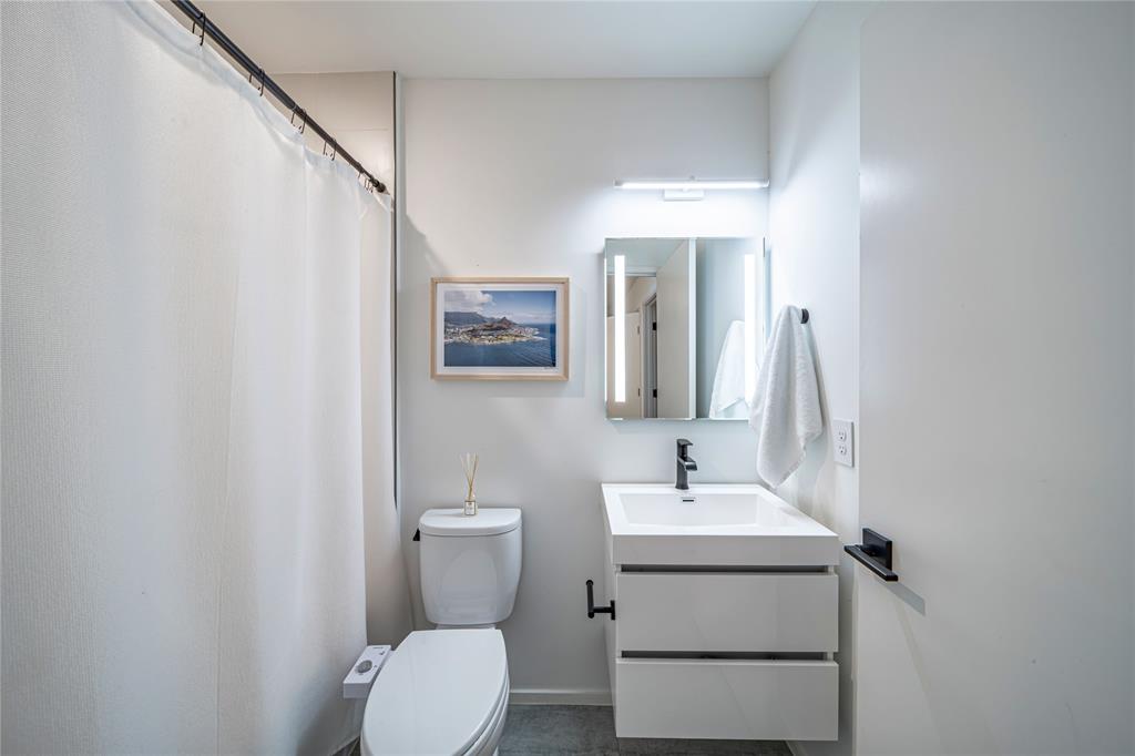 2001 N Prairie Condos - Residential