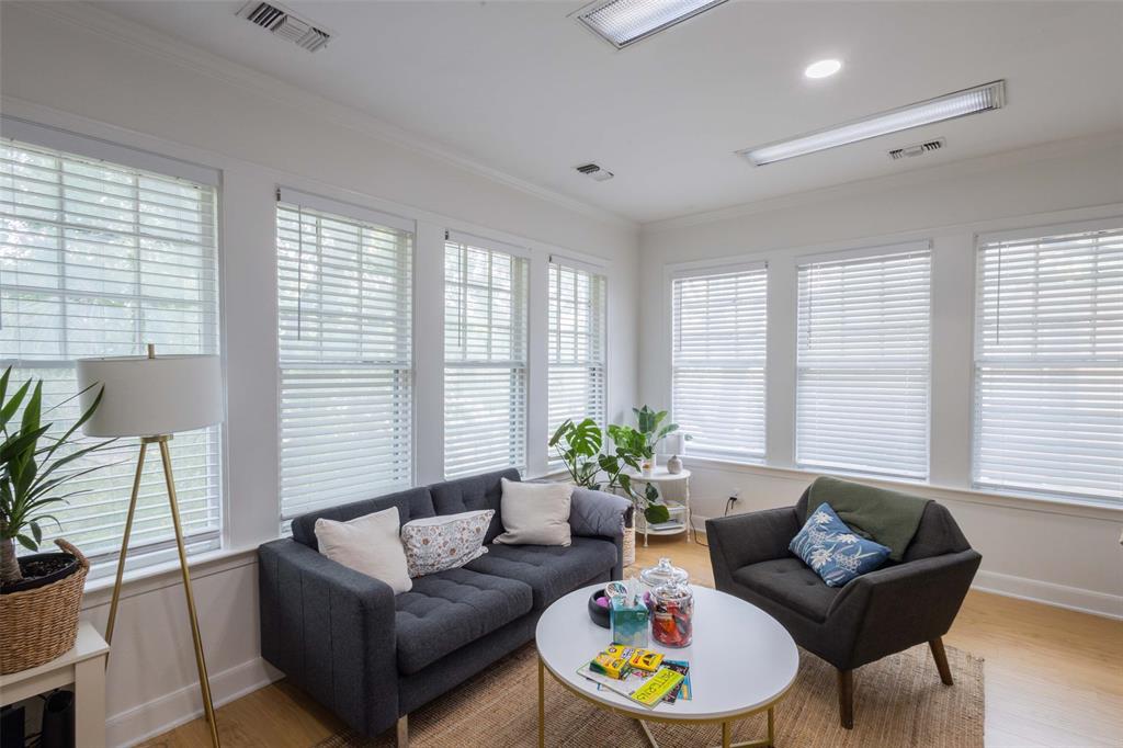 Murphy & Bolanz - Commercial Lease