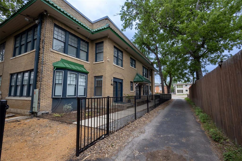 Murphy & Bolanz - Commercial Lease