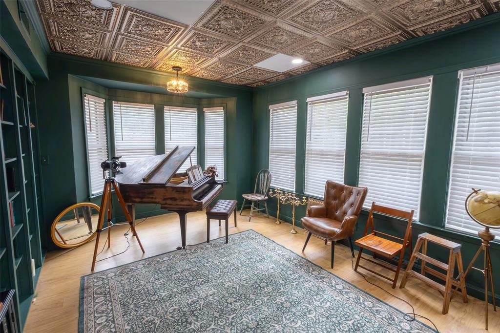 Murphy & Bolanz - Commercial Lease