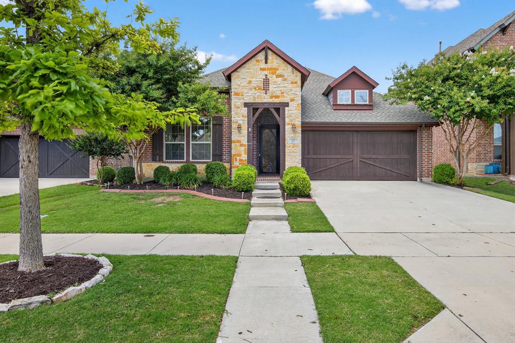 421 Fenceline Drive