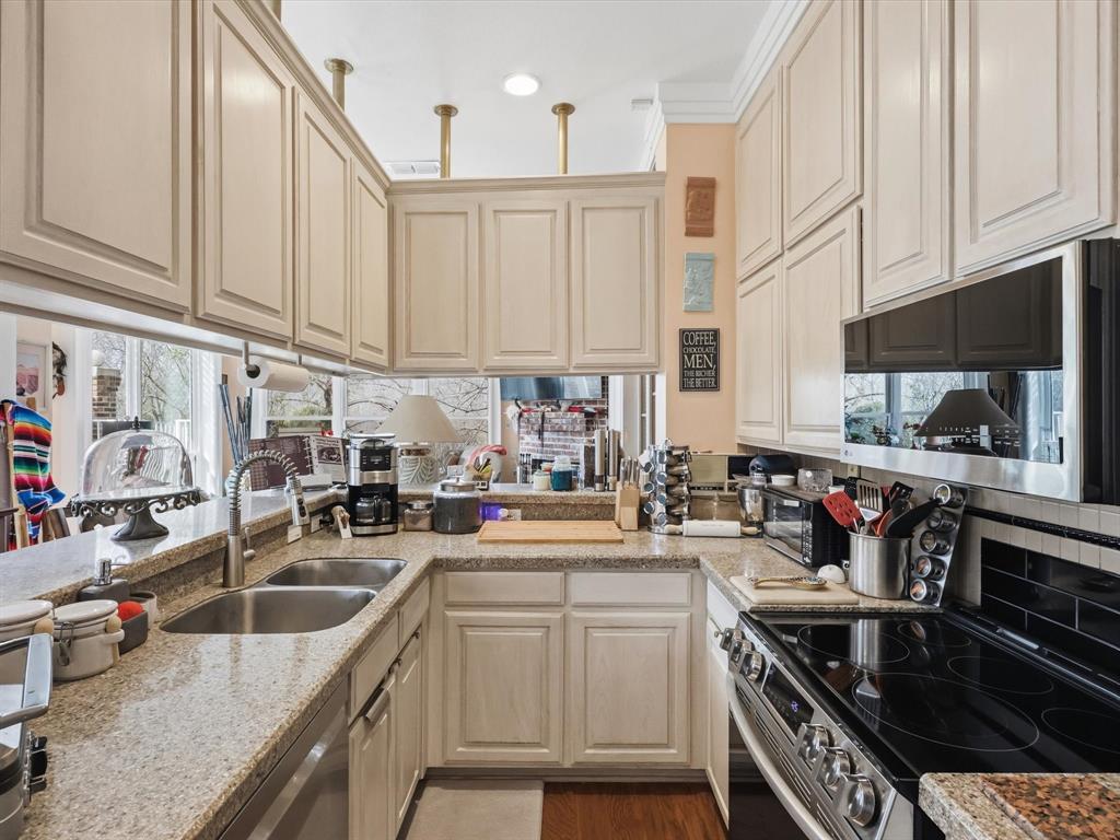 Lochngreen Village Add - Residential