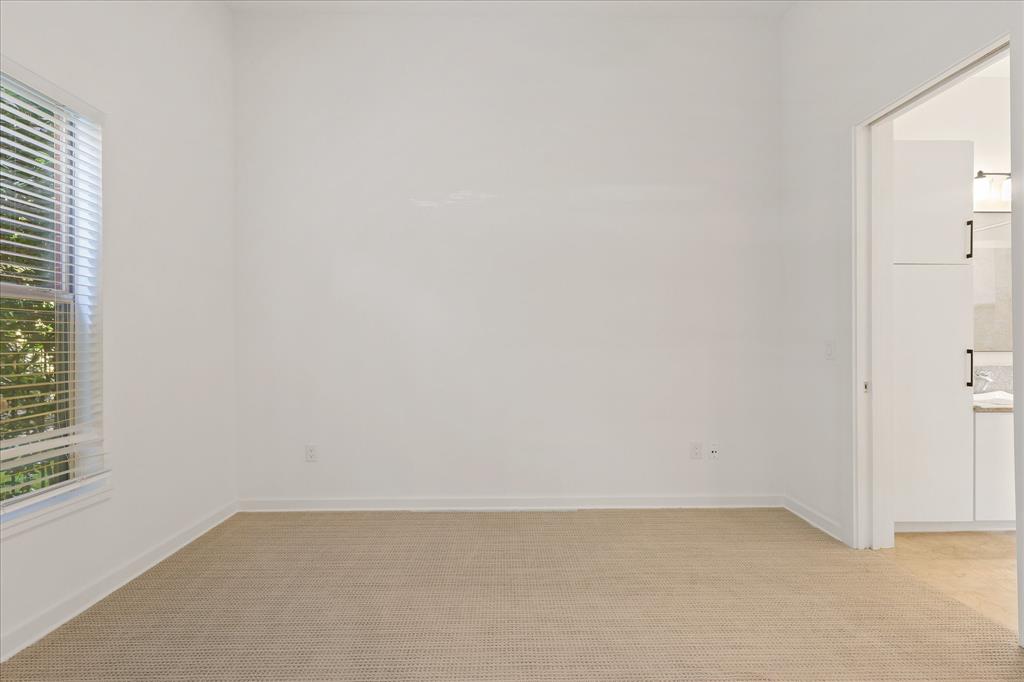 Mercer Square Condo - Residential