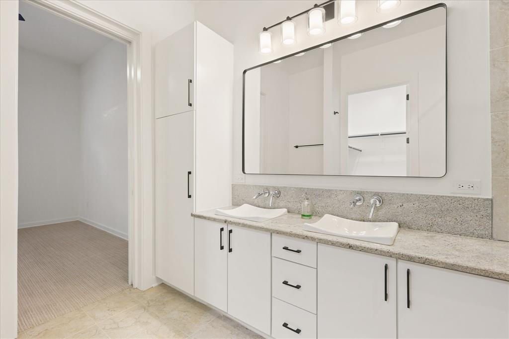 Mercer Square Condo - Residential