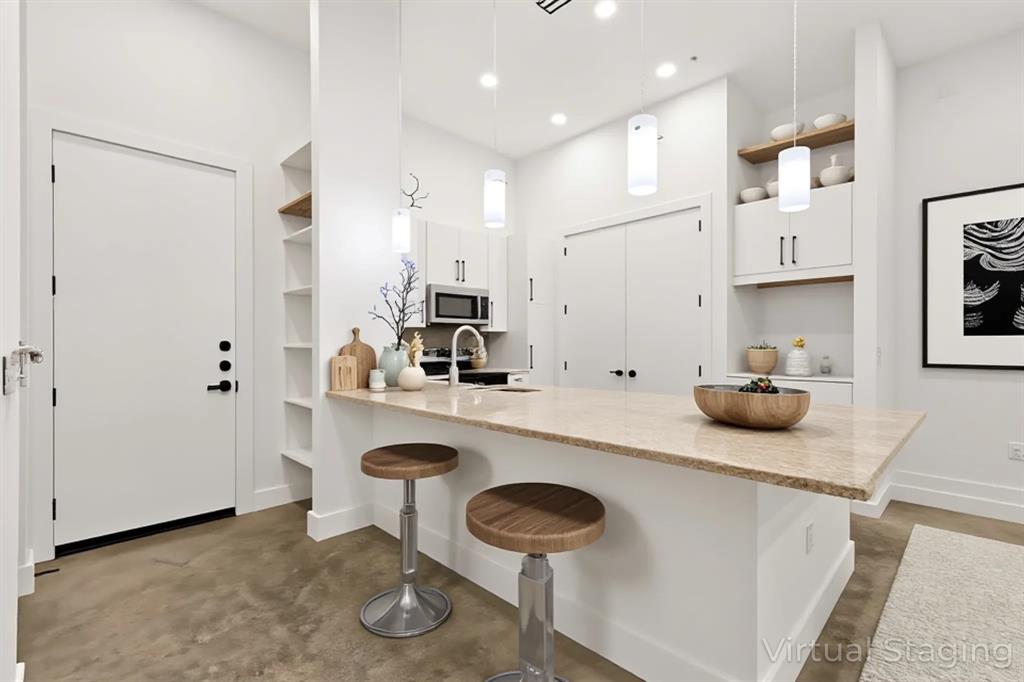 2950 Mckinney Avenue 104