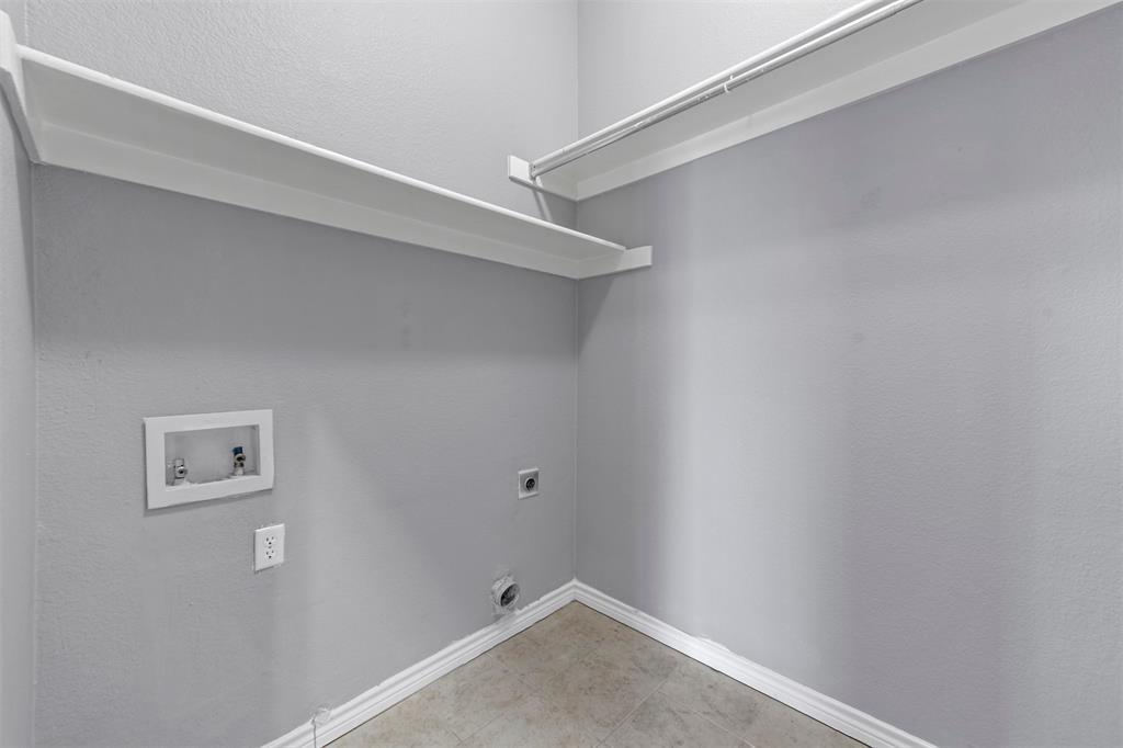 Preston Oaks Add Ph IV - Residential Lease