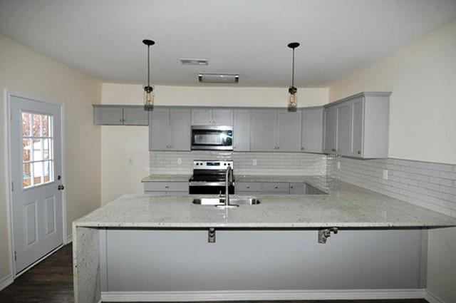 South Hemphill Heights Add - Residential Lease