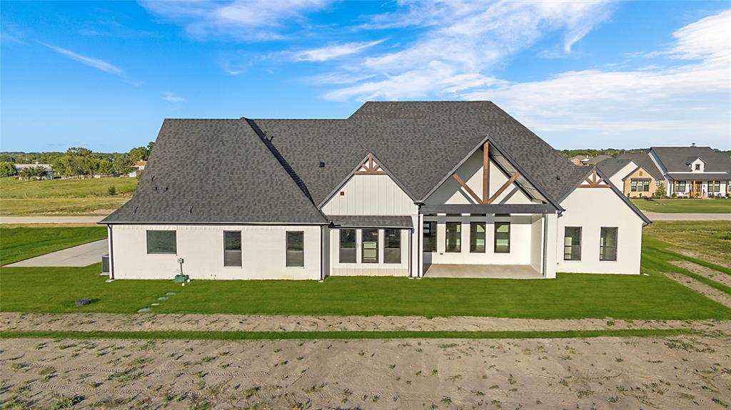 1306 Carter Drive