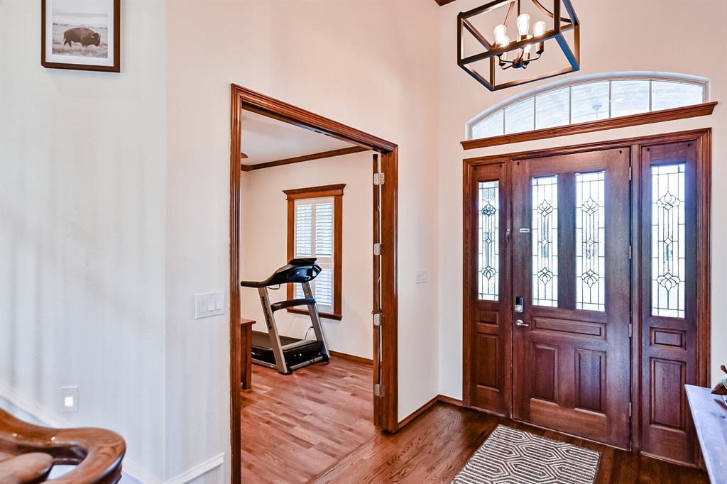 811 Mallard Pointe Drive