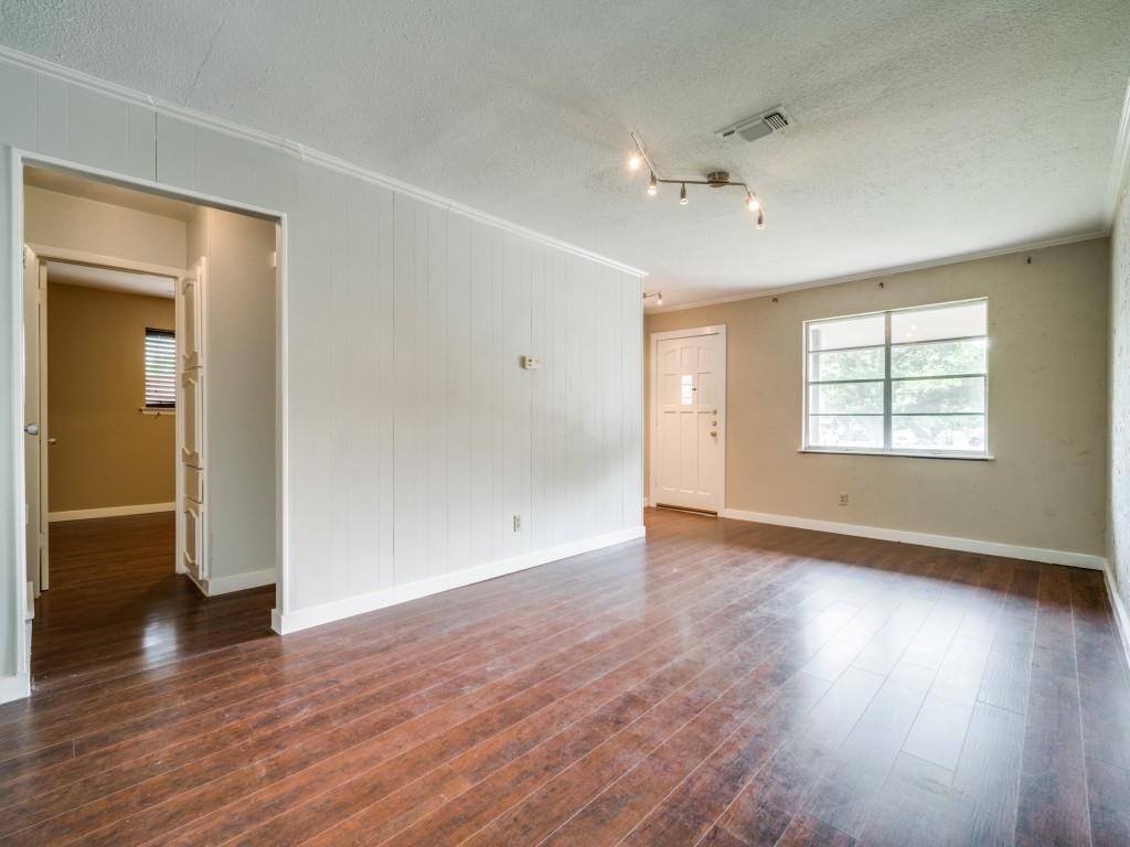 Grapevine, Texas 76051, United States, 3 Bedrooms Bedrooms, ,2 BathroomsBathrooms,Residential,Active,213835