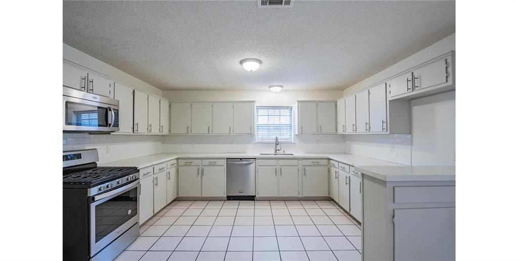 1017 Mill River Drive
