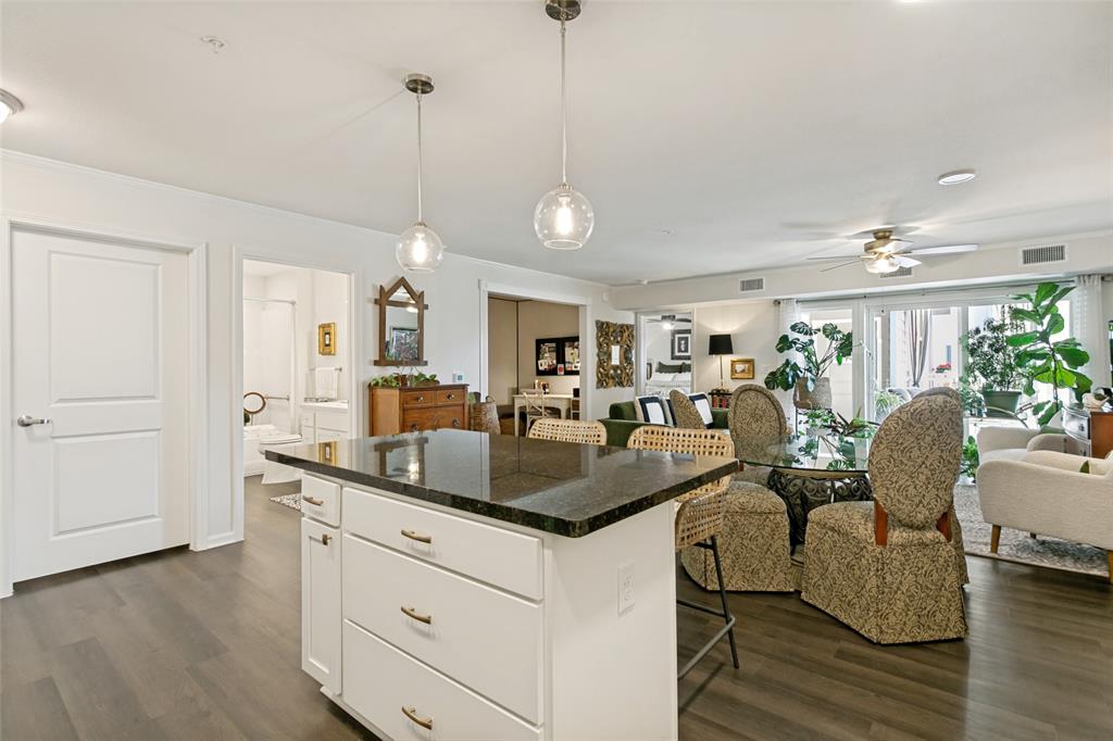 8381 Davis Boulevard 202