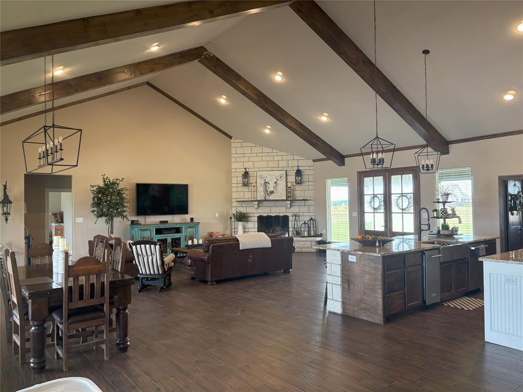 711 County Road 621 Road