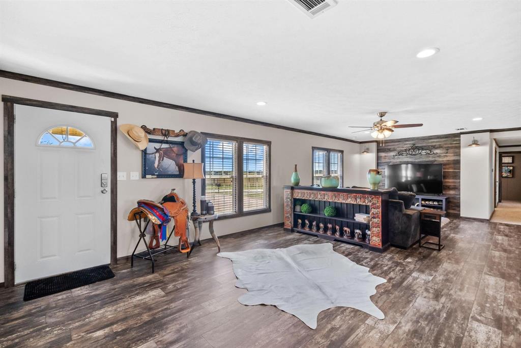 206 Scarlett Road